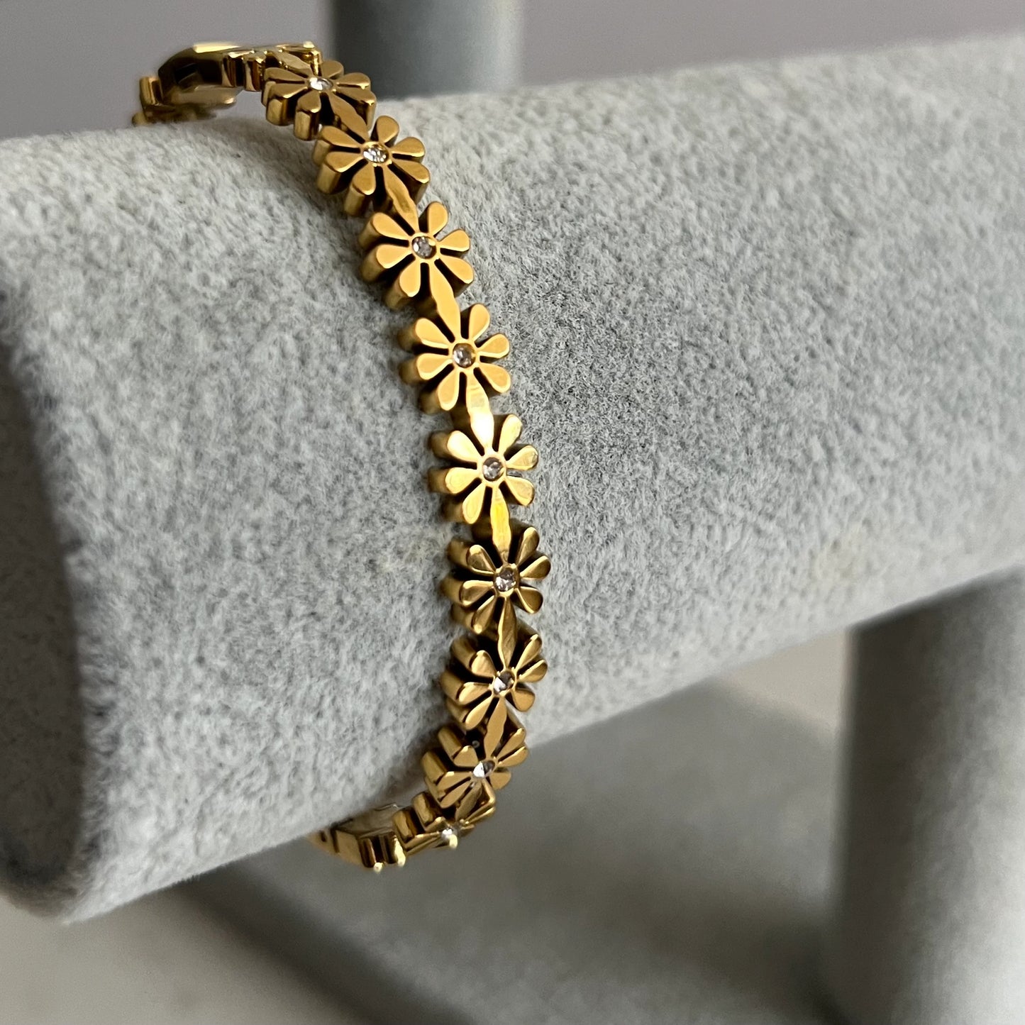 Flora Handcuff