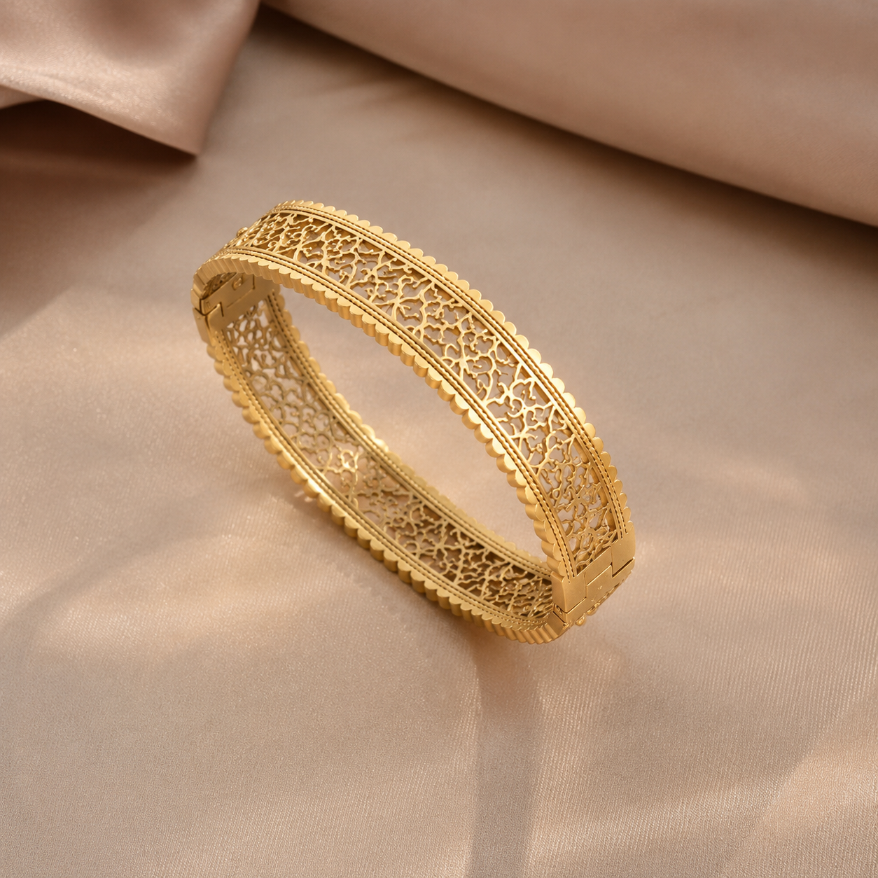 Premium Grace Handcuff