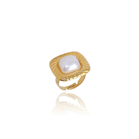 Square Pearl Ring (Adjustable)