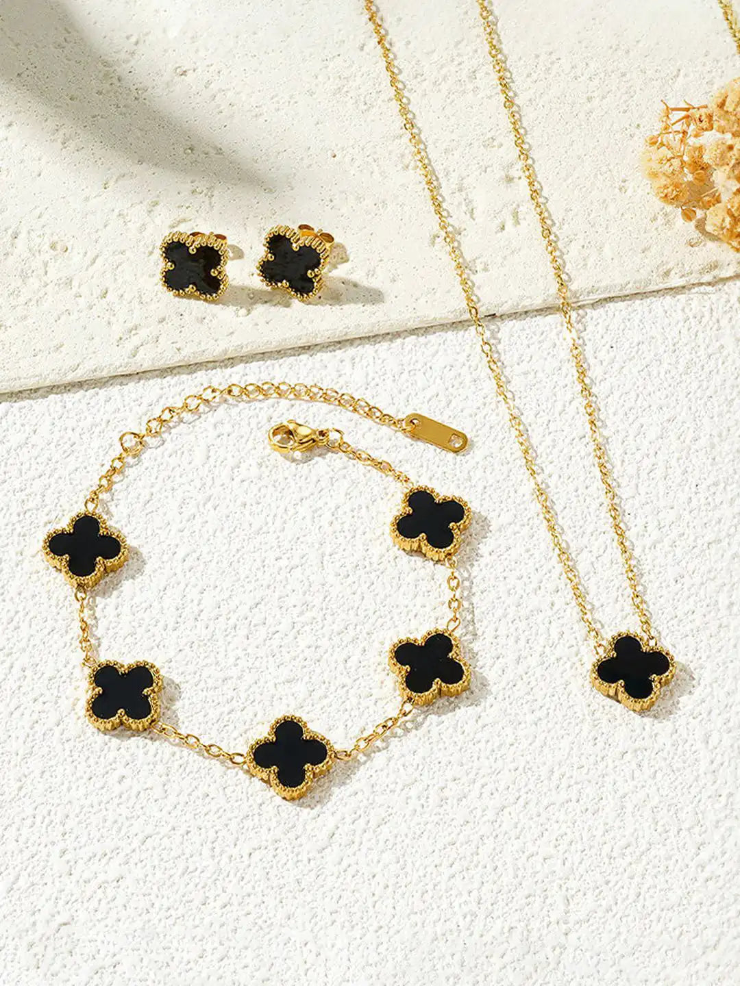Four Clover Set (Black)